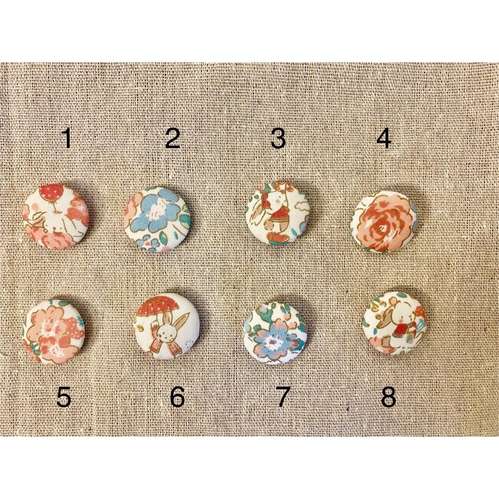 Set of 8 Rabbit / flower / bunny / rose fabric buttons